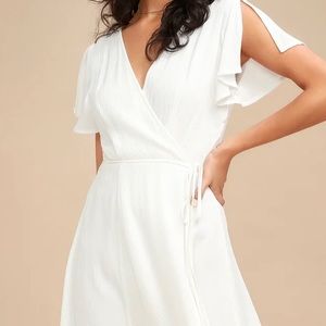 2 for $40 LULU’S Dress Women’s Size XS Lulu’s Harbor Point White Wrap Dress